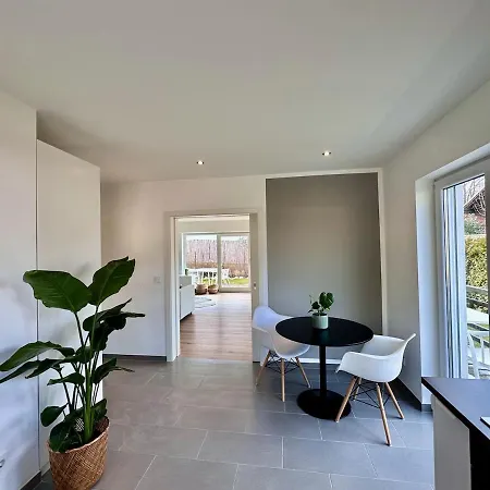 Seeliebe - Grosse Gartenwohnung Direkt Am Appartamento Worthsee