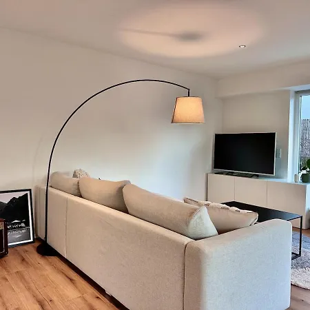 Seeliebe - Grosse Gartenwohnung Direkt Am Appartamento Worthsee