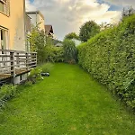 Seeliebe - Grosse Gartenwohnung Direkt Am * Worthsee