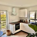 Seeliebe - Grosse Gartenwohnung Direkt Am